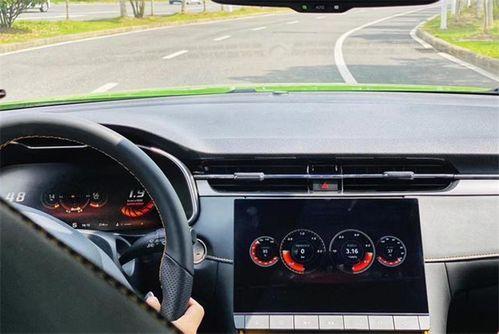 国产小钢炮试驾视频,速度与激情的完美融合