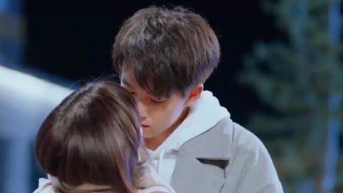 国产高甜壁咚视频,国产高甜壁咚视频，心动瞬间尽在这一刻